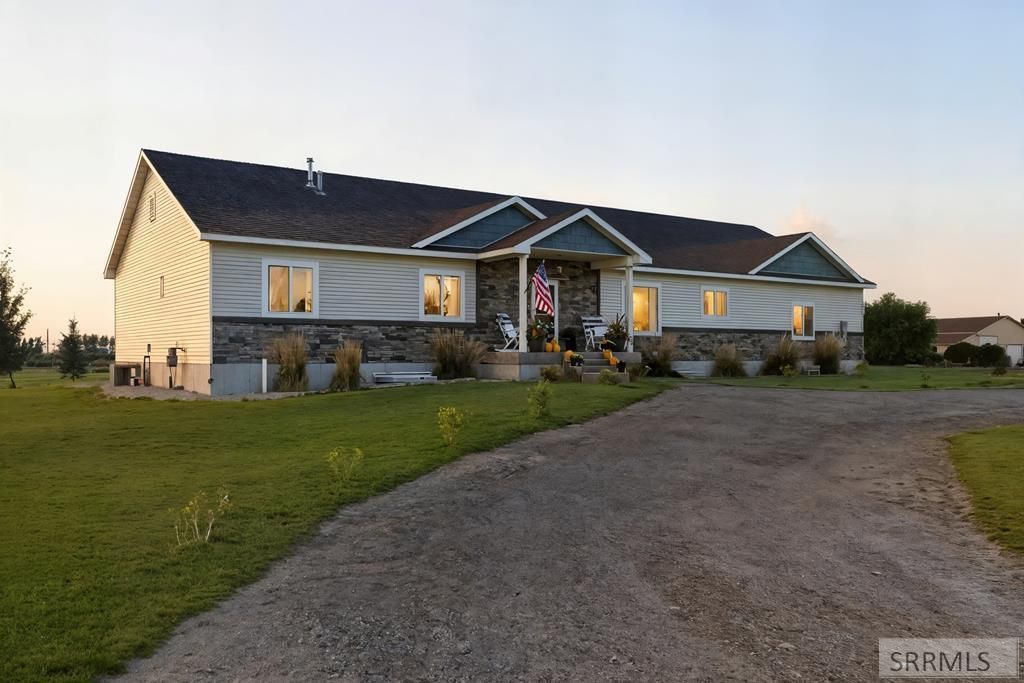 3552 E 630 N primary photo