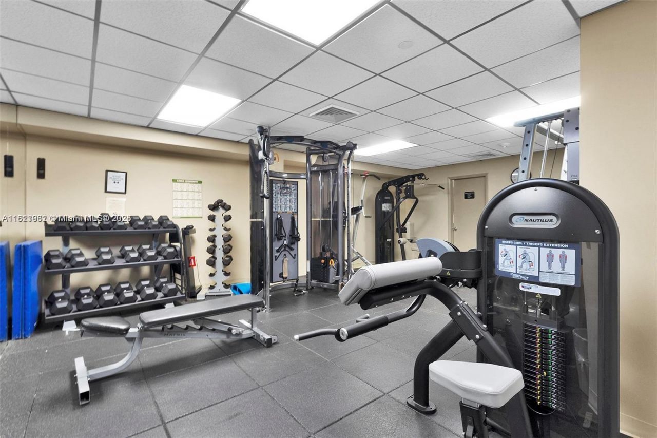 1201 S Ocean Dr, Unit 507S, Hollywood, FL 33019 Photo