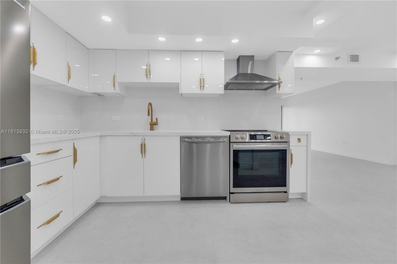 1201 S Ocean Dr, Unit 507S, Hollywood, FL 33019 Photo