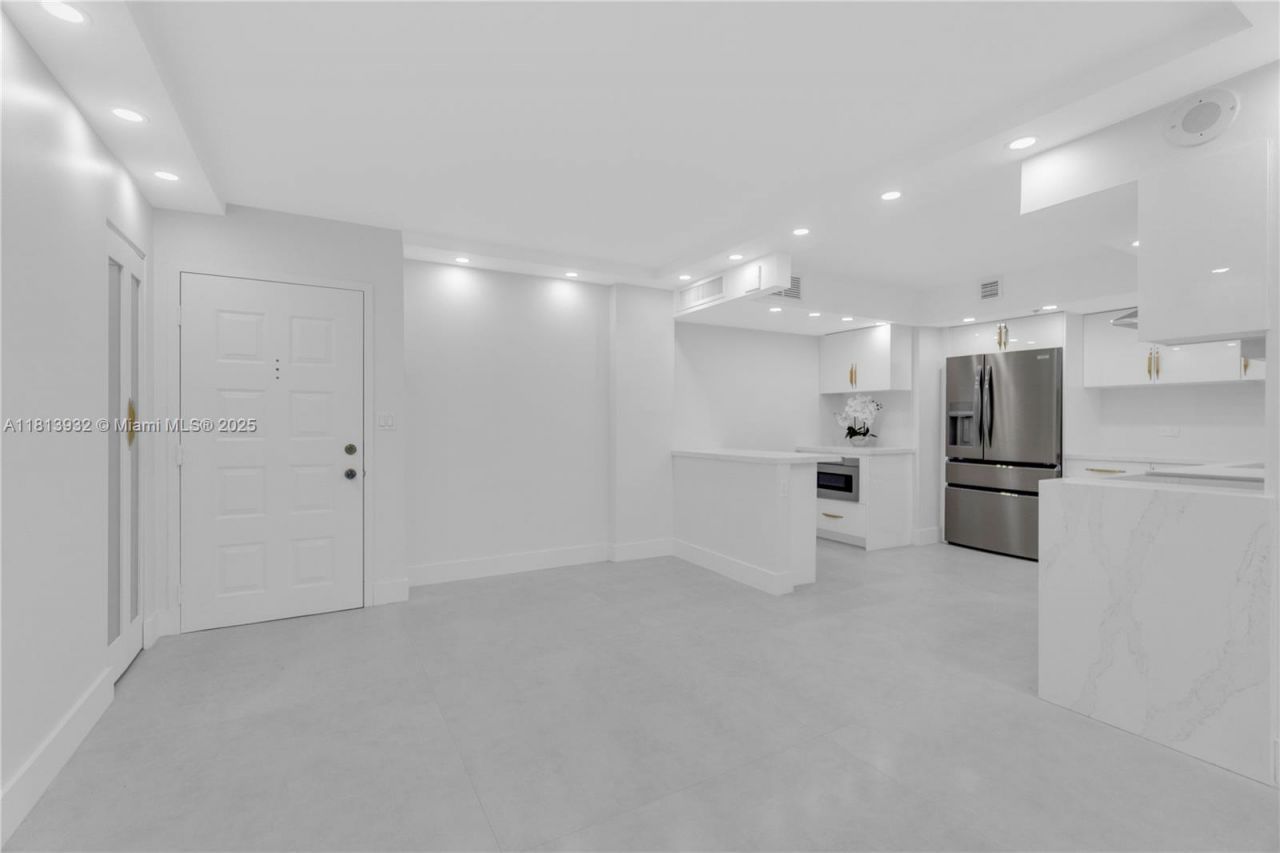 1201 S Ocean Dr, Unit 507S, Hollywood, FL 33019 Photo