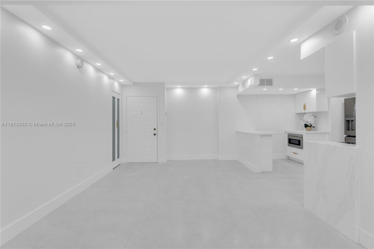 1201 S Ocean Dr, Unit 507S, Hollywood, FL 33019 Photo