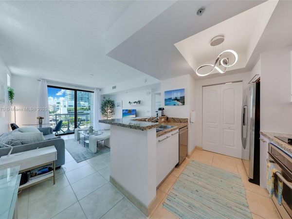 110 Washington Ave, Unit 1611, Miami Beach, FL 33139