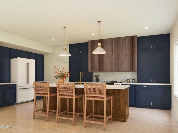 2002 E WHITTON Avenue, Unit 32, Phoenix, AZ 85016