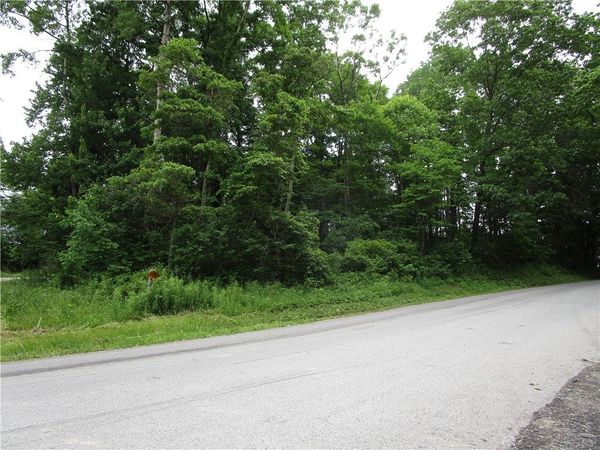 00 oneida valley road, North Washington, PA 16048
