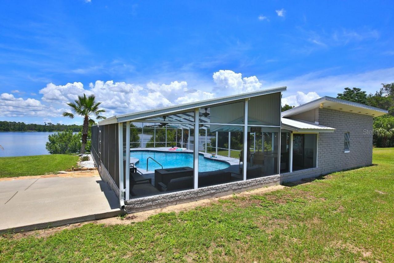 10893 SE 141 Avenue Road, Ocklawaha, FL 32179 Photo