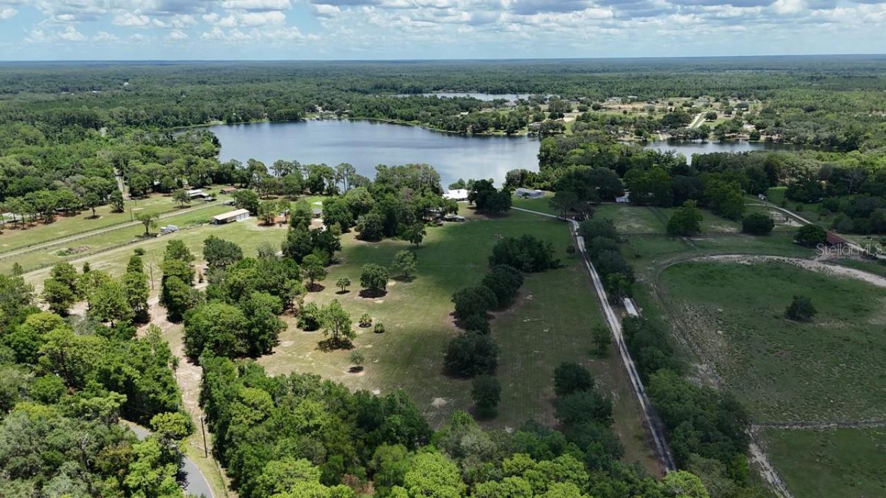 10893 SE 141 Avenue Road, Ocklawaha, FL 32179 Photo