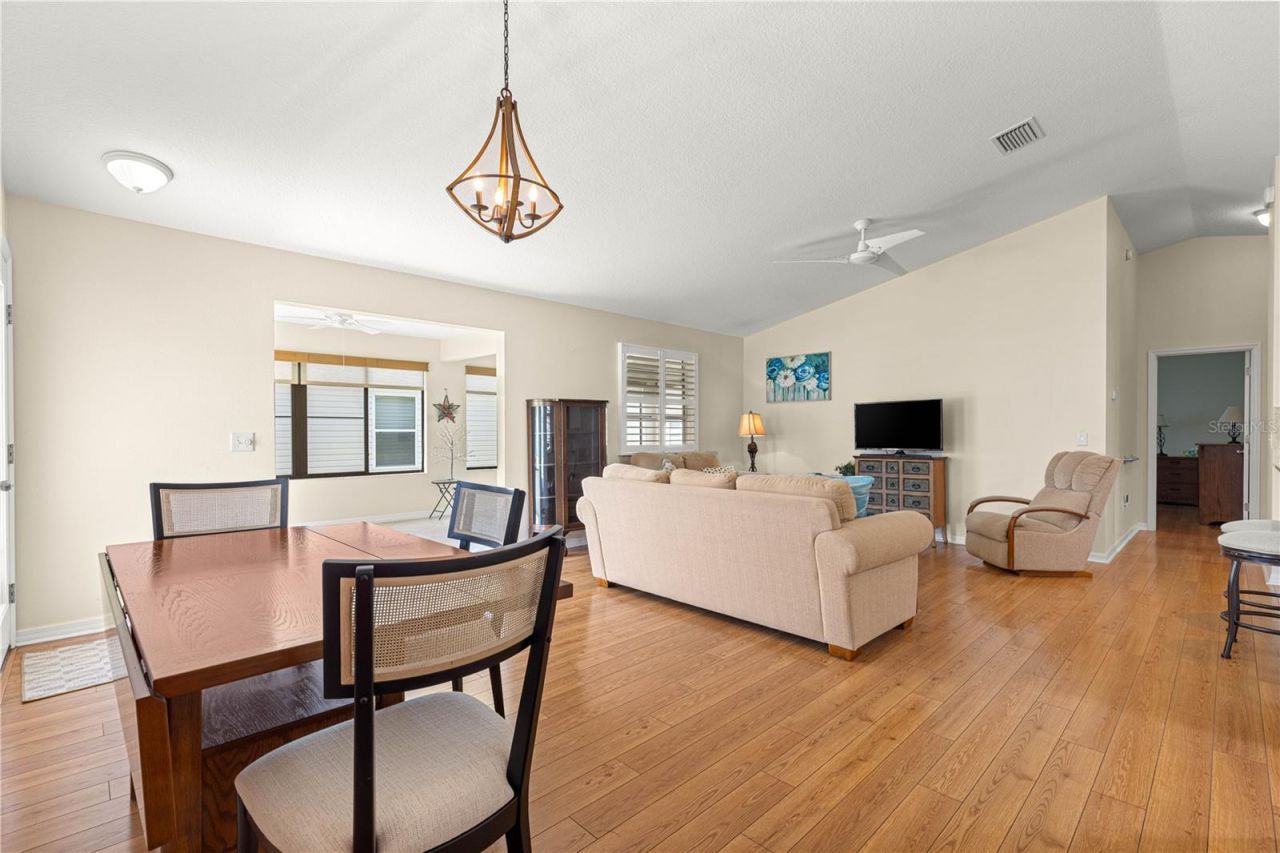 362 Arbella Loop, The Villages, FL 32162 Photo