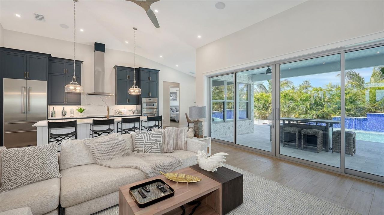 8009 20th Place W, Bradenton, FL 34209 Photo