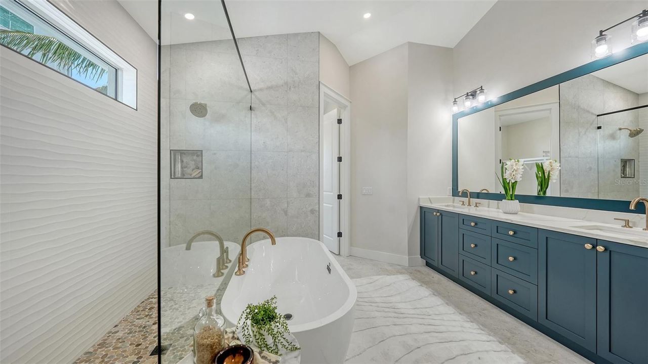 8009 20th Place W, Bradenton, FL 34209 Photo