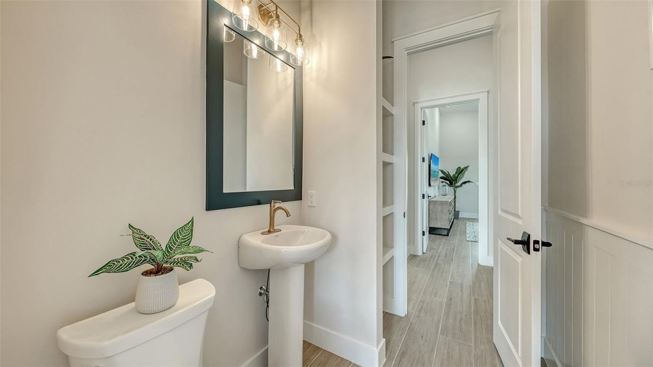 8009 20th Place W, Bradenton, FL 34209 Photo