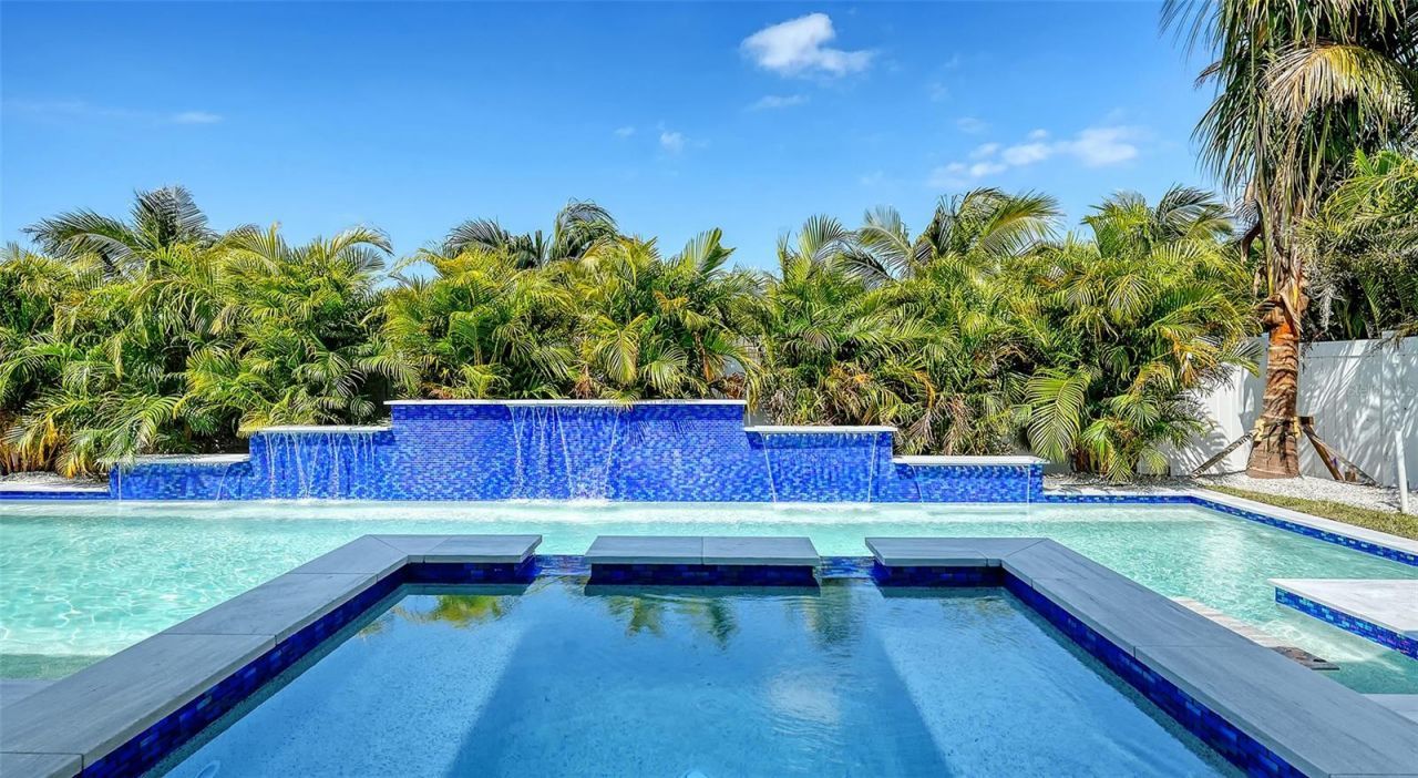 8009 20th Place W, Bradenton, FL 34209 Photo