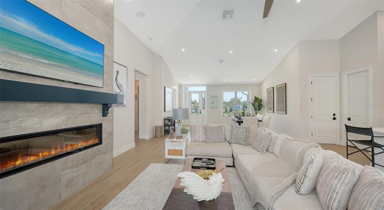 8009 20th Place W, Bradenton, FL 34209 Photo