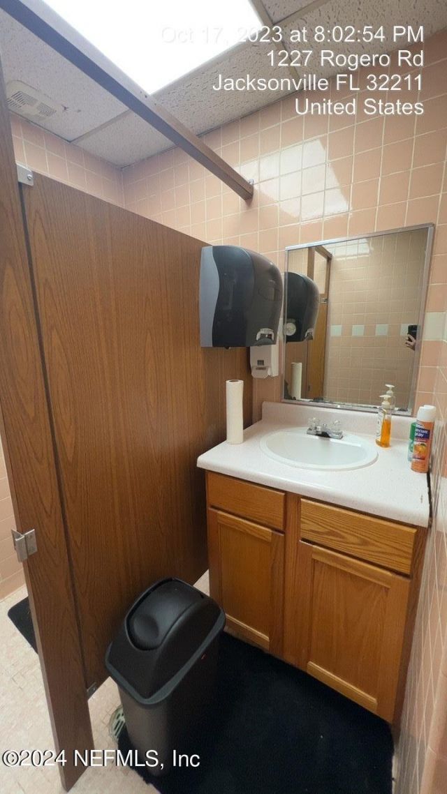 1239 Rogero Road, Jacksonville, FL 32211 Photo