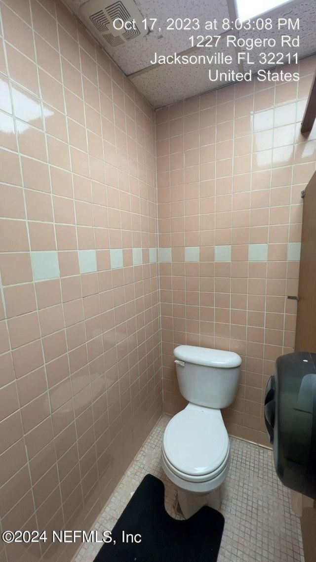 1239 Rogero Road, Jacksonville, FL 32211 Photo