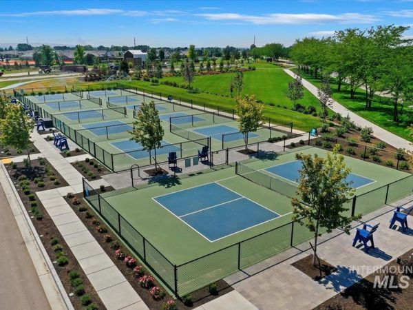 12136 S Glory Ln, Kuna, ID 83634