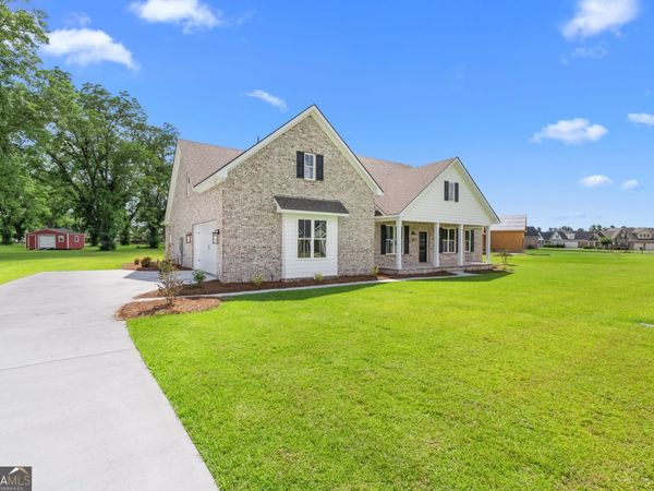 9 Honeysuckle Drive, Claxton, GA 30417