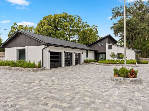 8833 SANCHEZ Road, Jacksonville, FL 32217