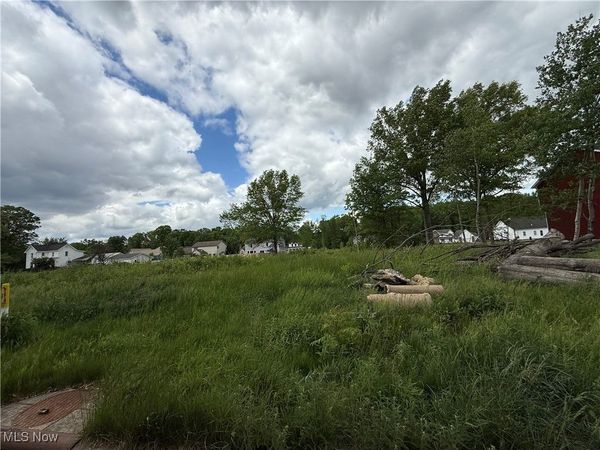 506 Parkview Drive, Columbiana, OH 44408