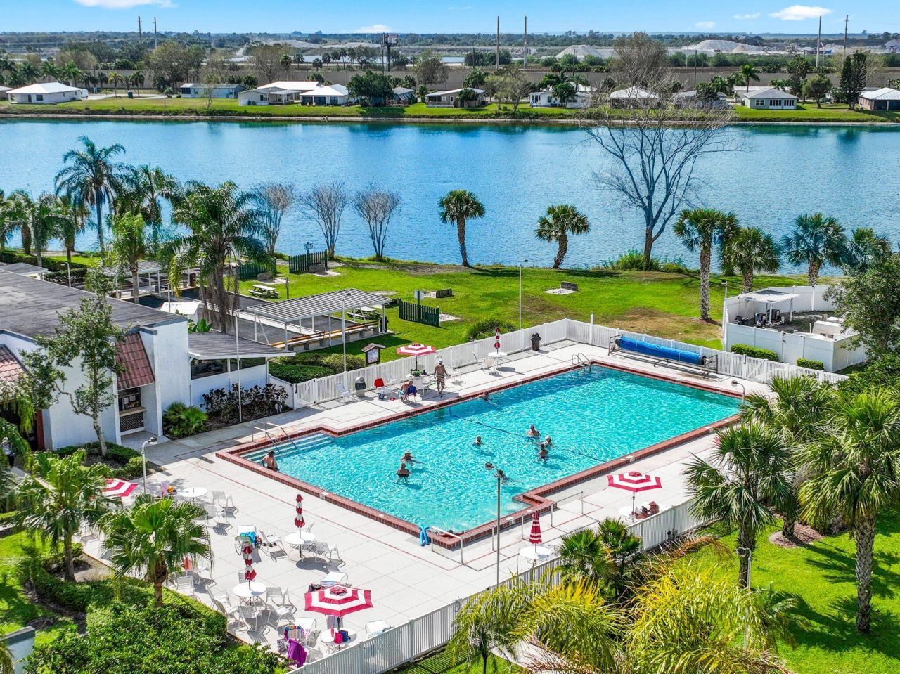 6661 Nuevo Lagos, Fort Pierce, FL 34951 Photo