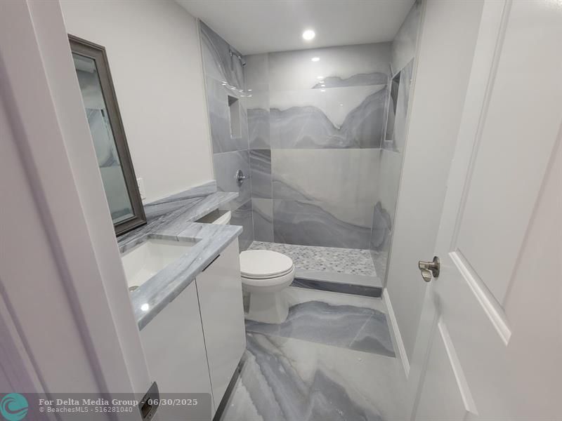 200 S Birch Road, Unit 1205, Fort Lauderdale, FL 33316 Photo