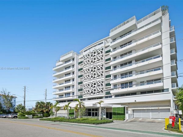 9261 E Bay Harbor Dr, Unit 404, Bay Harbor Islands, FL 33154