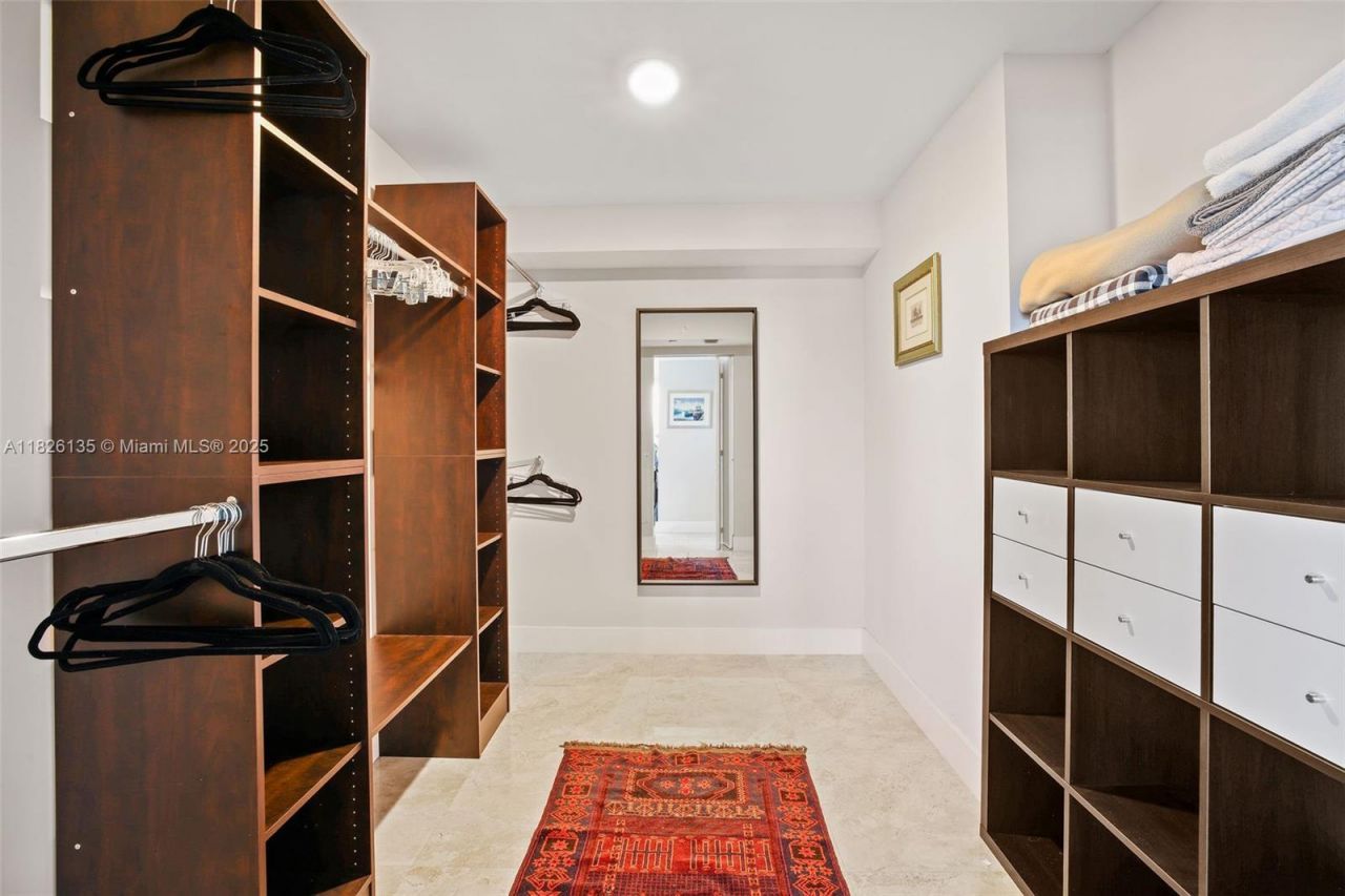 9261 E Bay Harbor Dr, Unit 404, Bay Harbor Islands, FL 33154 Photo