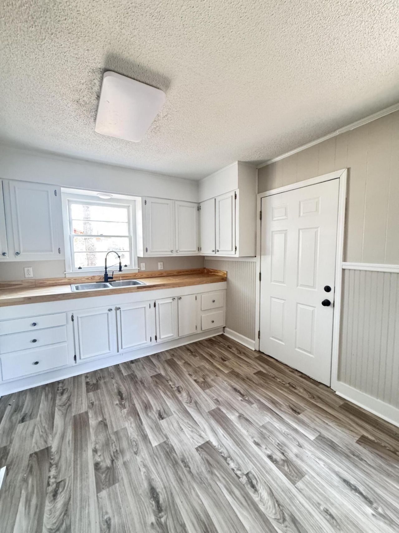 114 Madison Street Photo 10