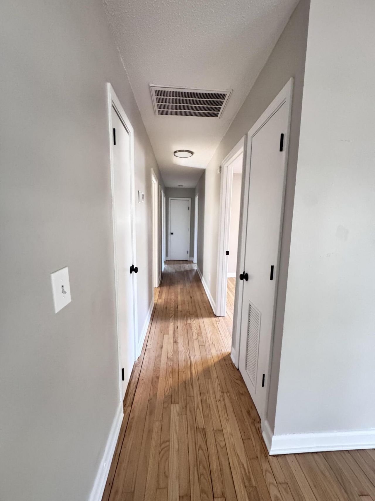 114 Madison Street Photo 11