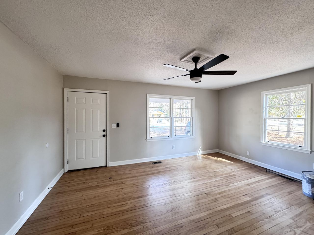 114 Madison Street Photo 4