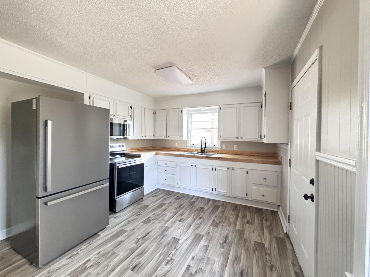 114 Madison Street Photo 8