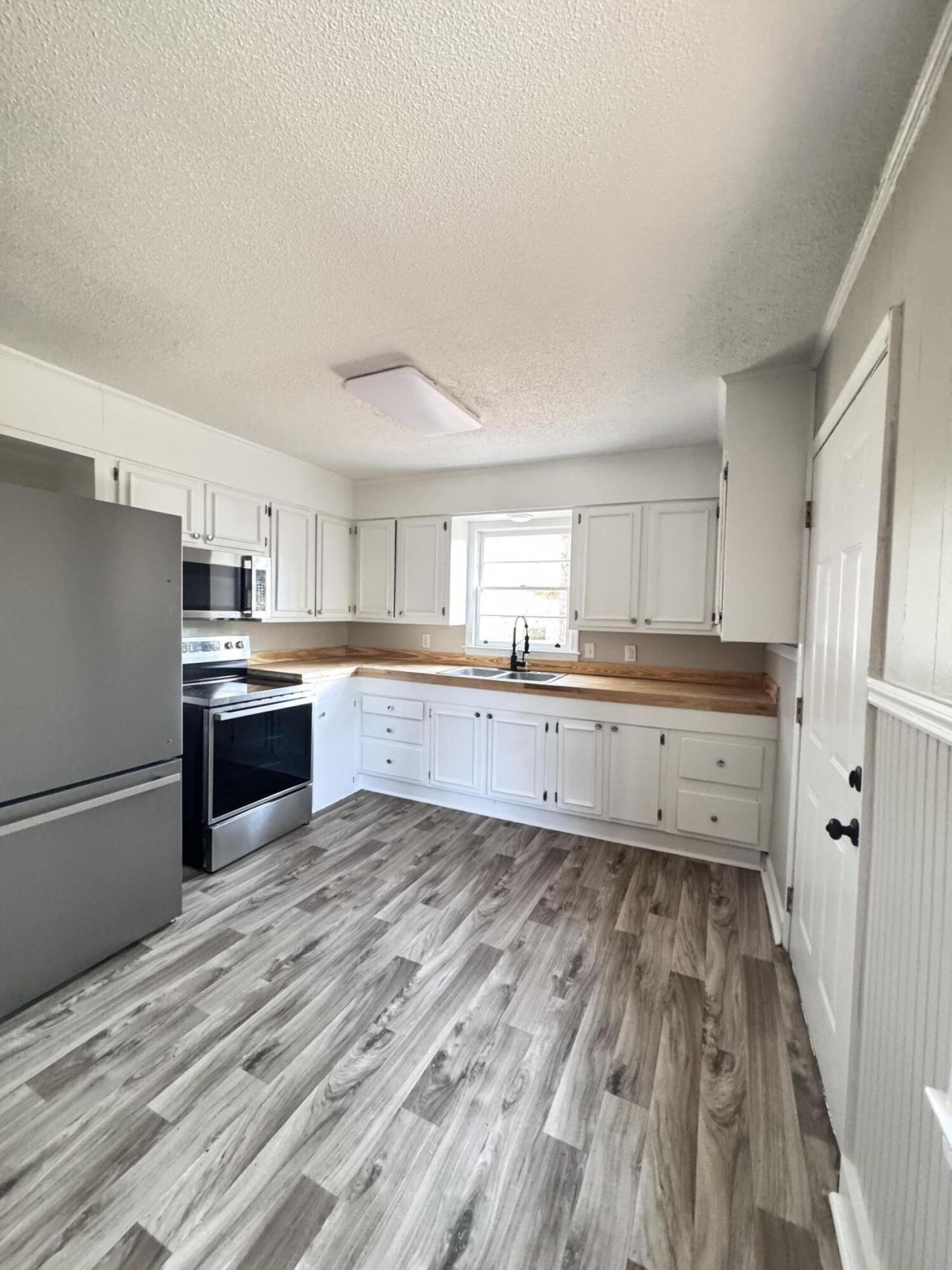 114 Madison Street Photo 9