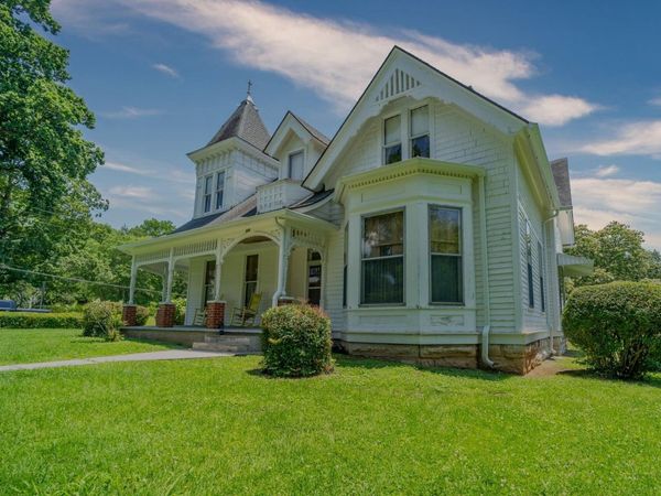 438 E Main Street, Rogersville, TN 37857