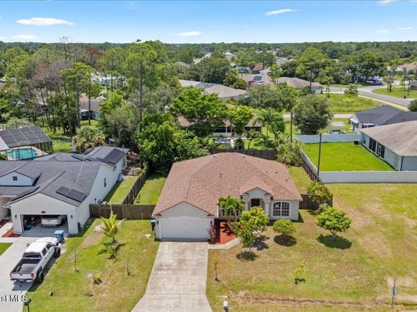 781 Dinner Street NE, Palm Bay, FL 32907