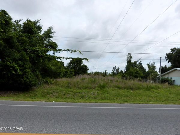 3905 E 11th Street, Panama City, FL 32404