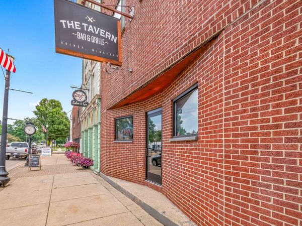 15 E Chicago Street, Quincy, MI 49082