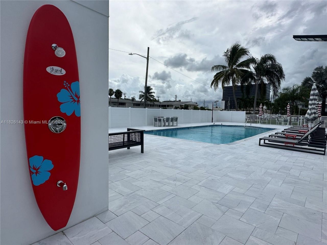 801 Atlantic Shores Blvd, Unit 207, Hallandale Beach, FL 33009 Photo