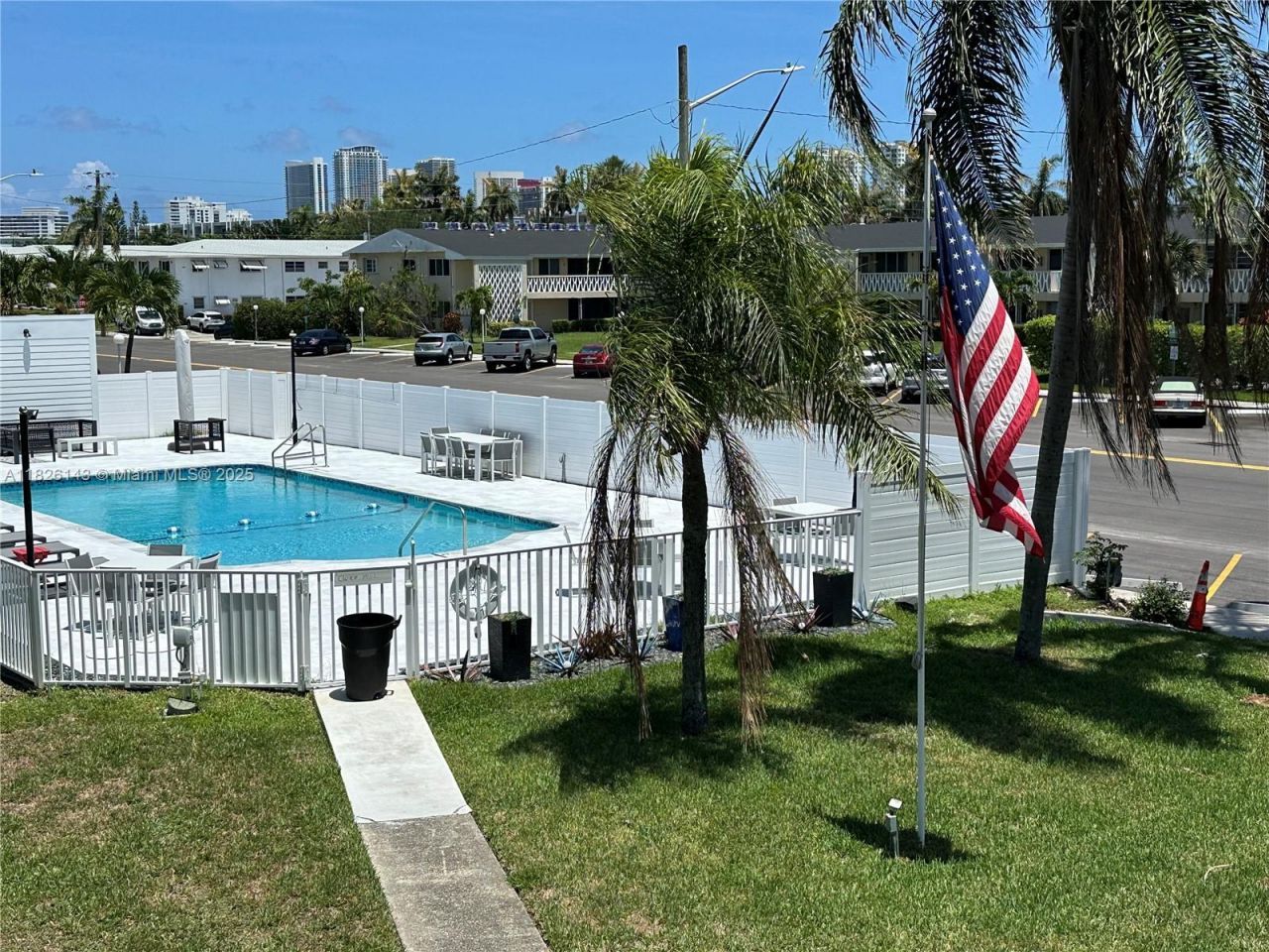 801 Atlantic Shores Blvd, Unit 207, Hallandale Beach, FL 33009 Photo