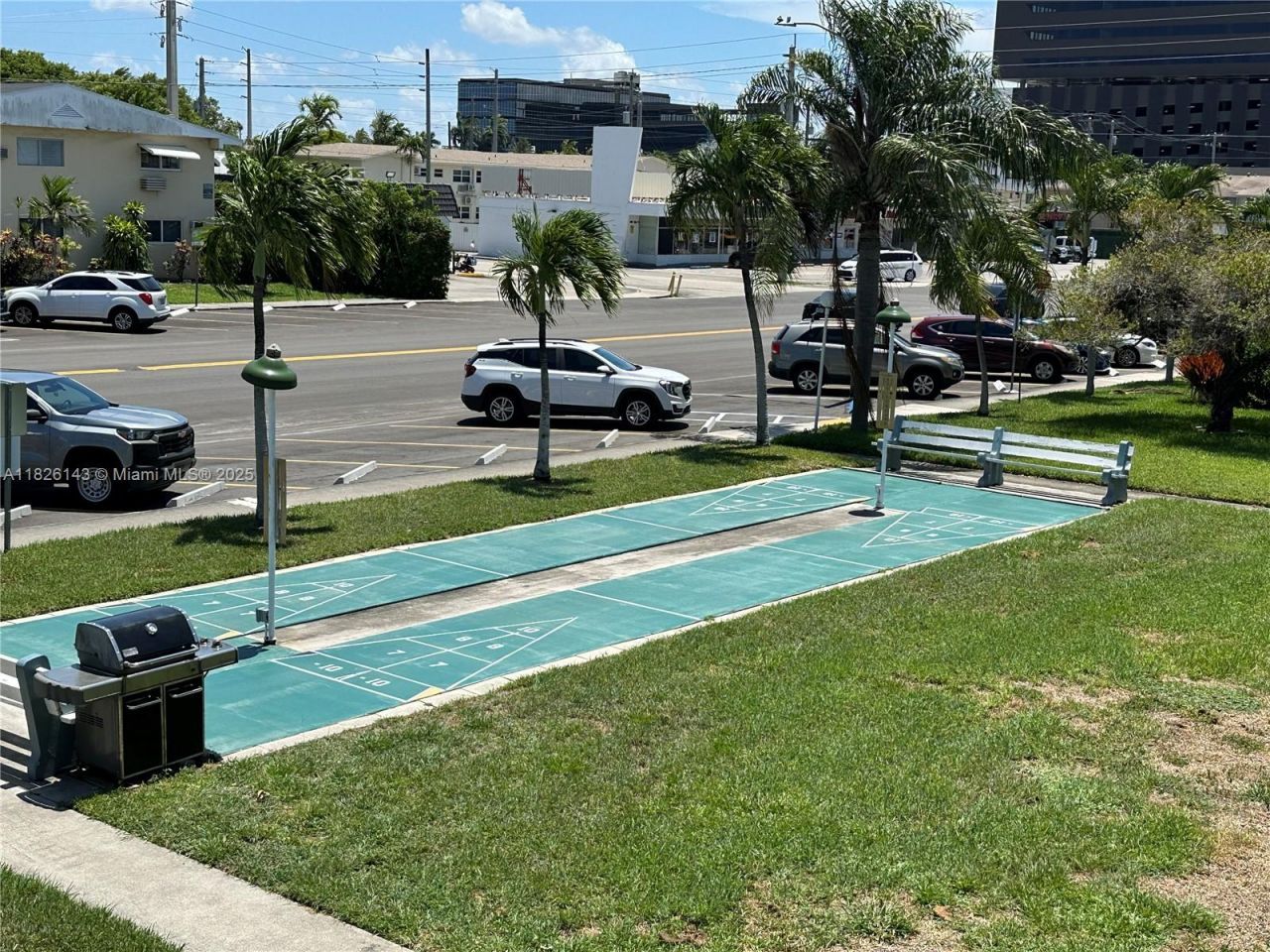 801 Atlantic Shores Blvd, Unit 207, Hallandale Beach, FL 33009 Photo