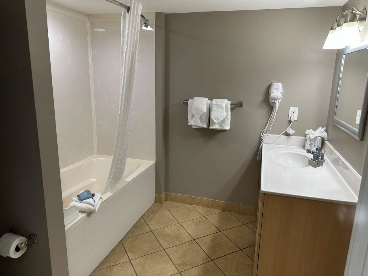 3601 N Ocean Blvd. Photo 23