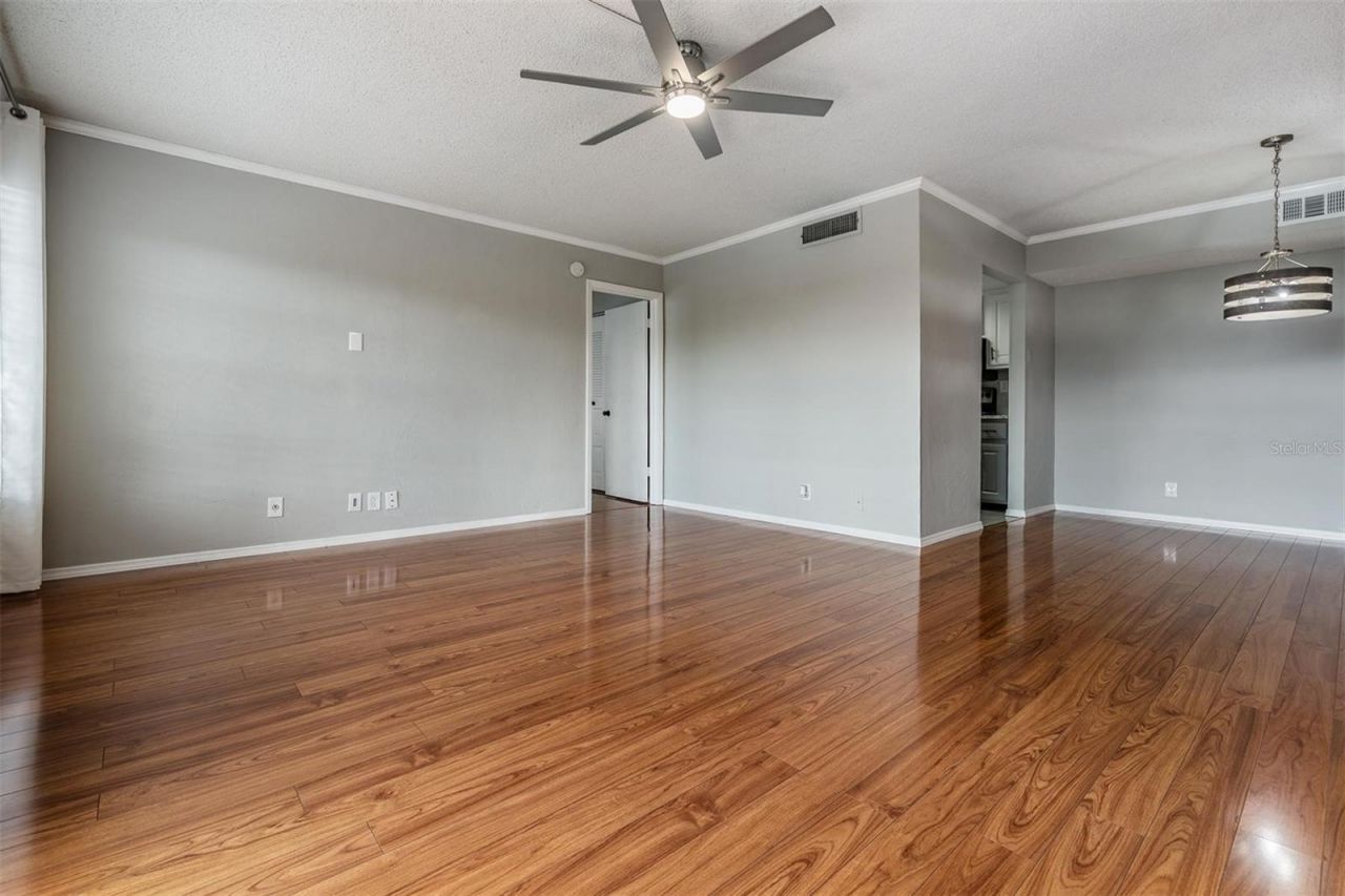 2901 26th Street W, Unit 301, Bradenton, FL 34205 Photo