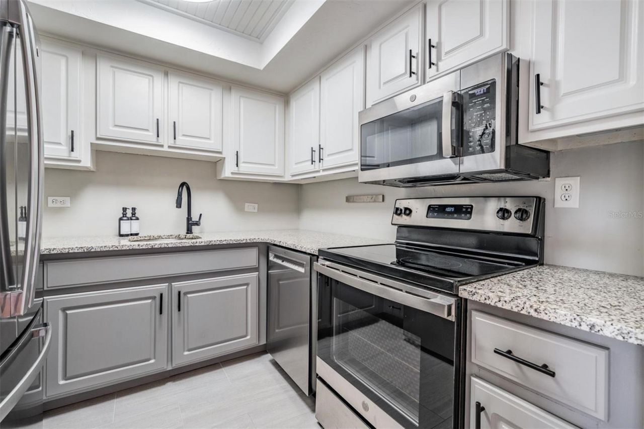 2901 26th Street W, Unit 301, Bradenton, FL 34205 Photo