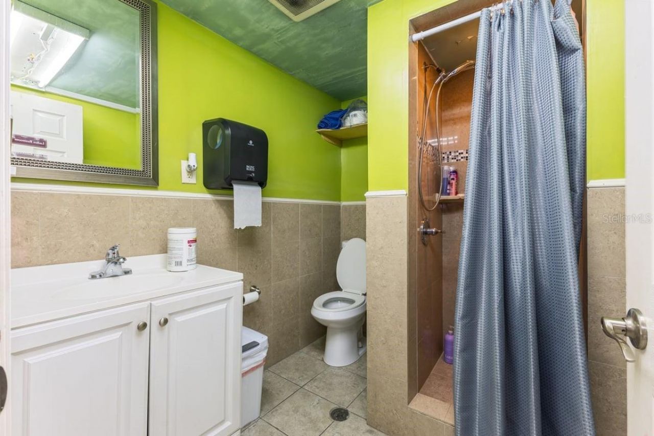 6348 All American Boulevard, Orlando, FL 32810 Photo