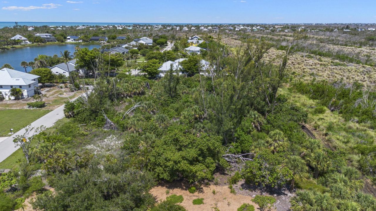 554 Lake Murex Cir, Sanibel, FL 33957 Photo