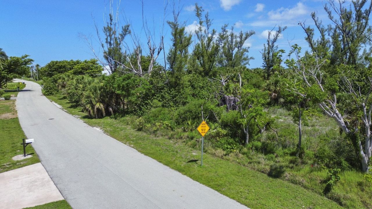 554 Lake Murex Cir, Sanibel, FL 33957 Photo