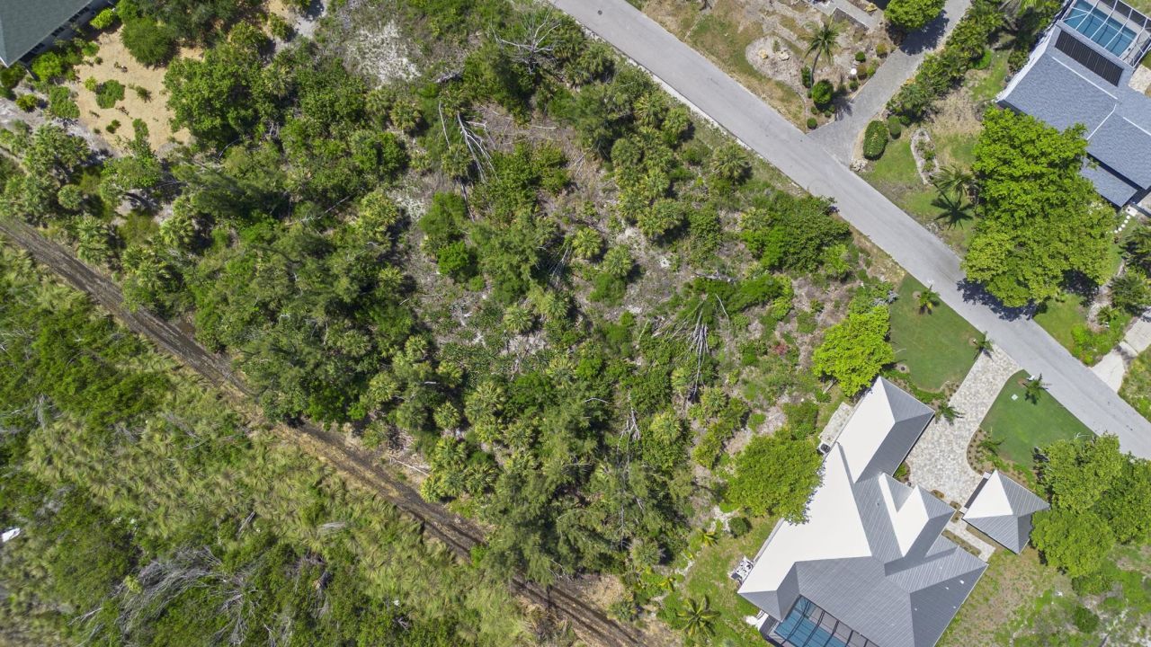 554 Lake Murex Cir, Sanibel, FL 33957 Photo