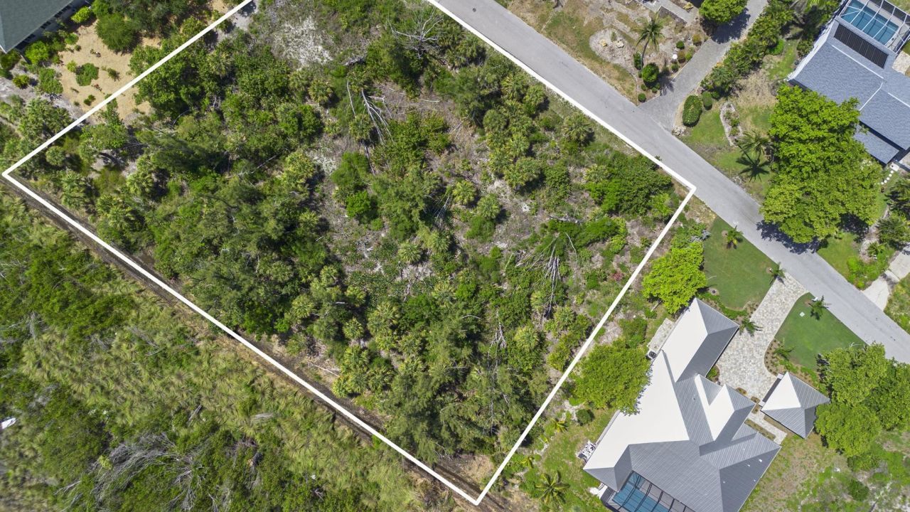 554 Lake Murex Cir, Sanibel, FL 33957 Photo