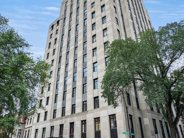 1260 N Astor Street, Unit 3, Chicago, IL 60610