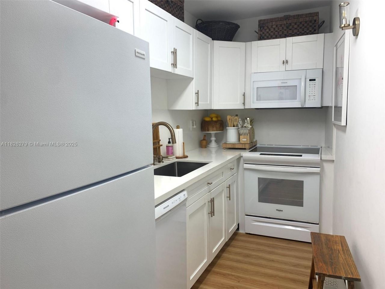 100 Lincoln Rd, Unit 315, Miami Beach, FL 33139 Photo