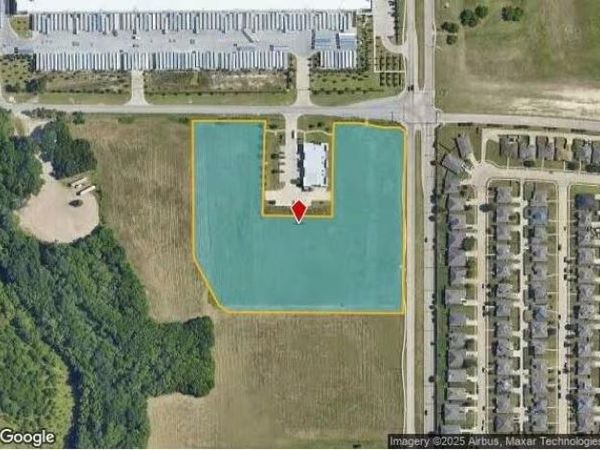 2600 W Wintergreen Road, Lancaster, TX 75134