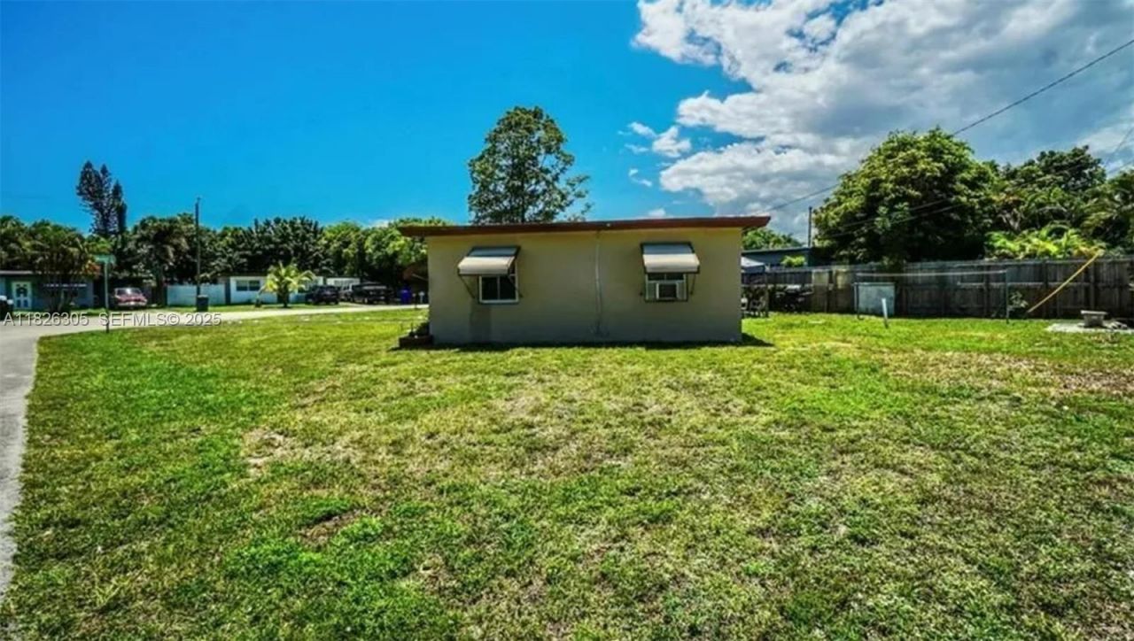 6103 Monroe St, Hollywood, FL 33023 Photo